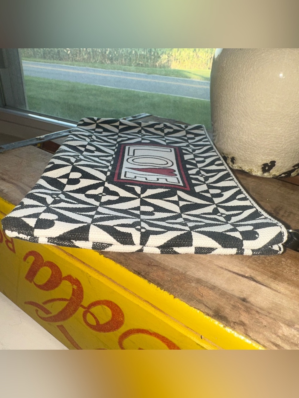 Brighton Fashionista Tom Clancy Love Clutch Pouch Black White Zipper -NWOT - Picture 8 of 10
